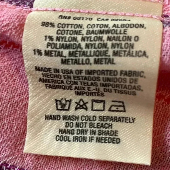 Anthropologie brand holding horses. - Picture 5 of 6